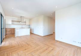 3 bedroom apartment in condominium with swimming pool. 3 bedroom apartment in condominium with swimming pool.