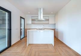 3 bedroom apartment in condominium with swimming pool. 3 bedroom apartment in condominium with swimming pool.