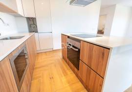 3 bedroom apartment in condominium with swimming pool. 3 bedroom apartment in condominium with swimming pool.