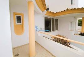 3 bedroom apartment with terrace, garage and swimming pool - Albufeira