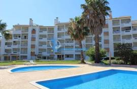 3 bedroom apartment with terrace, garage and swimming pool - Albufeira