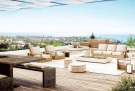 Penthouse with fantastic sea views