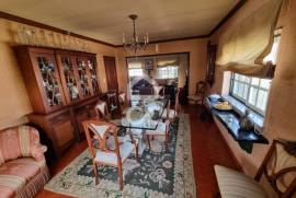 Detached house T-7 in a quiet area of Marinha Grande.