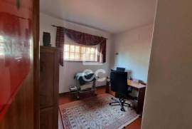 Detached house T-7 in a quiet area of Marinha Grande.