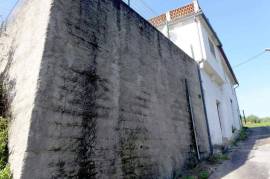 2 Bedroom Property Near Mortagua in Central Portugal