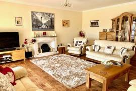 For Sale - Pristine, Energy Conscious Bungalow with Pool - Vienne