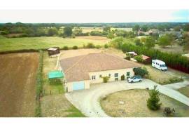 For Sale - Pristine, Energy Conscious Bungalow with Pool - Vienne