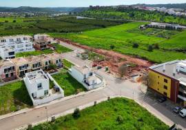 Plot of urban land in Silves