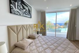 Luxury 4 Bedroom Villa