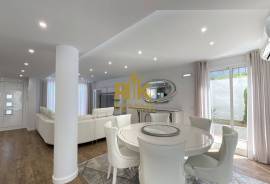 Luxury 4 Bedroom Villa