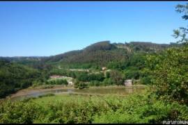 Rural plot with spectacular views of the Plencia estuary