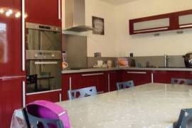 Detached House with Outbuildings in 2.9 Hectares