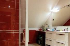 Detached House with Outbuildings in 2.9 Hectares