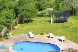 Beautiful House with Swimming Pool in Landscaped Gardens