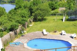 Beautiful House with Swimming Pool in Landscaped Gardens