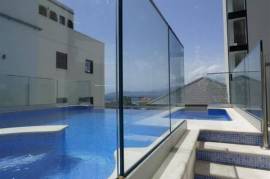 Beautiful 1 bedroom apartment in Prince Edward's Gate, Gibraltar