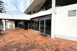Loja / Estabelecimento Comercial em Madeira de 532,00 m²