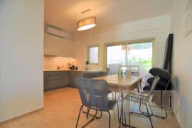 Town house for sale in Saronida