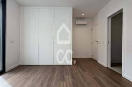 New 4 bedroom apartment with terrace, Caldas da Rainha