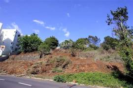 Land with 1779m2, Santo Antonio