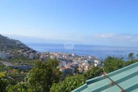 Plot of land for sale in Funchal