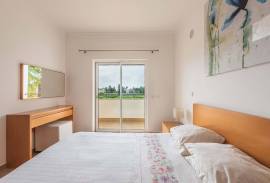 2 bed apartment for sale in Porto de Mós