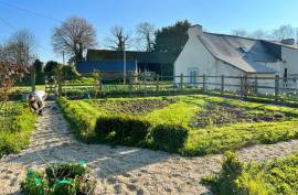 Substantial 2 Bedroom Longere House & 5 Potential Gites for sale in Brittany France Substantial 2 Bedroom Longere House & 5 Potential Gites for sale in Brittany France
