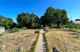 Substantial 2 Bedroom Longere House & 5 Potential Gites for sale in Brittany France Substantial 2 Bedroom Longere House & 5 Potential Gites for sale in Brittany France