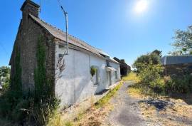 Substantial 2 Bedroom Longere House & 5 Potential Gites for sale in Brittany France Substantial 2 Bedroom Longere House & 5 Potential Gites for sale in Brittany France