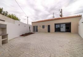 House T3 - S. Vicente do Paúl - For sale