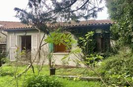 €55000 - Bungalow to Renovate in Aunac Village Near Ruffec