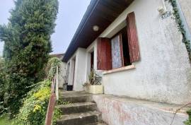 €55000 - Bungalow to Renovate in Aunac Village Near Ruffec
