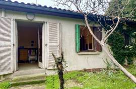 €55000 - Bungalow to Renovate in Aunac Village Near Ruffec