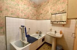 €55000 - Bungalow to Renovate in Aunac Village Near Ruffec