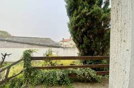 €55000 - Bungalow to Renovate in Aunac Village Near Ruffec