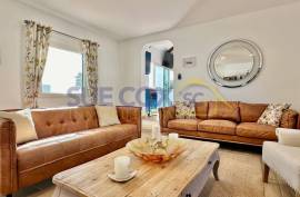 4 Bedroom Villa For Sale