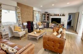 4 Bedroom Villa For Sale