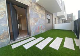 House 4 Bedrooms Entroncamento (Gated Community)
