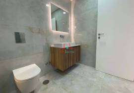 House 4 Bedrooms Entroncamento (Gated Community)