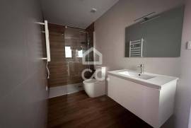 Excellent 1 bedroom apartment with balcony in the center of Chaves