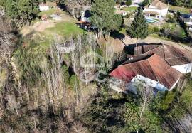 Discotheque/ Bar - Commercial establishment with 300 m² on the outskirts of the city