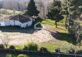 Discotheque/ Bar - Commercial establishment with 300 m² on the outskirts of the city