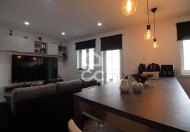 2 bedroom apartment in the heart of the city with an excellent location