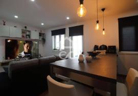2 bedroom apartment in the heart of the city with an excellent location