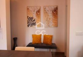 2 bedroom apartment in the heart of the city with an excellent location