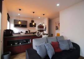2 bedroom apartment in the heart of the city with an excellent location