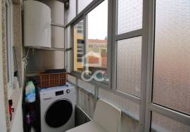 2 bedroom apartment in the heart of the city with an excellent location