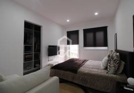 2 bedroom apartment in the heart of the city with an excellent location