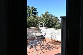Property with breathtaking vistas