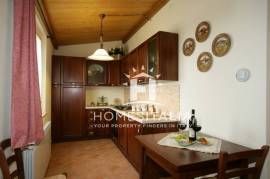 Beautifully renovated complex with pool